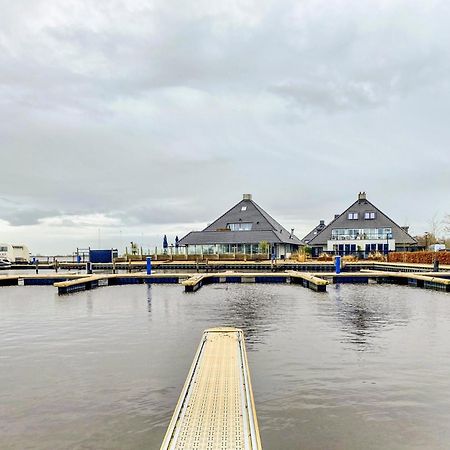 Houseboat Blue Sneekermeer Offingawier 외부 사진