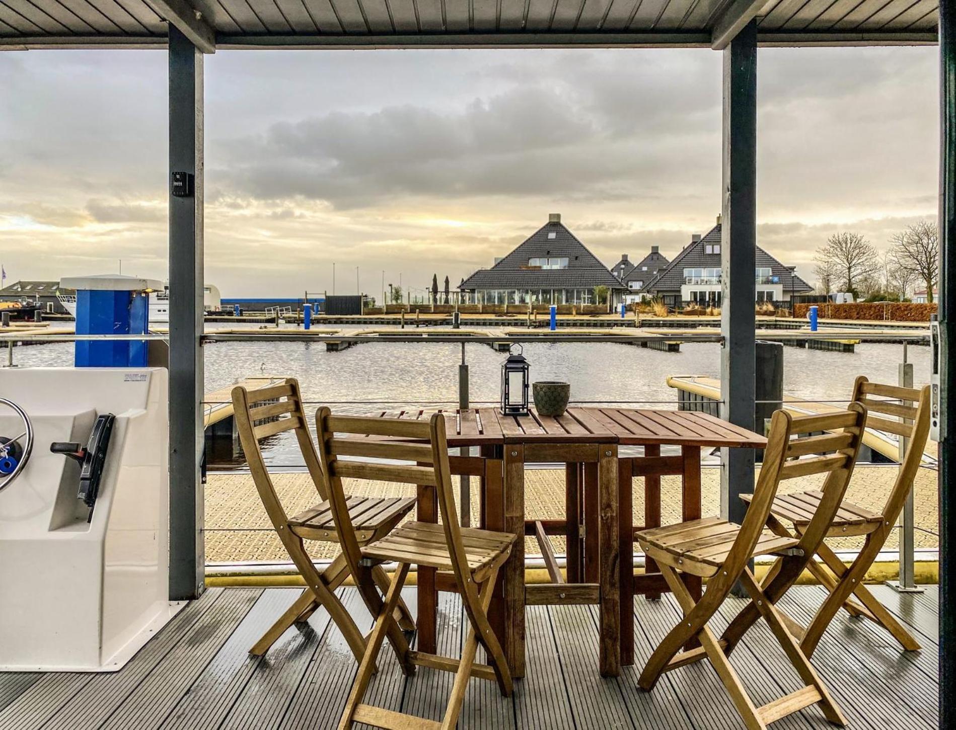 Houseboat Blue Sneekermeer Offingawier 외부 사진